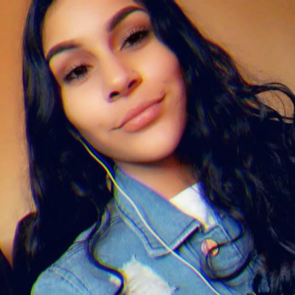 Meet your Posher, Haydee - Picture 1 of 1